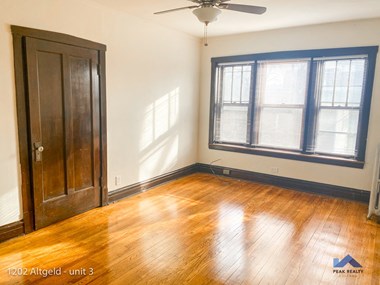 1200 W. Altgeld St. Studio-1 Bed Apartment for Rent