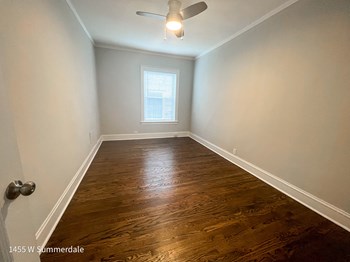 1455-57 W. Summerdale Ave. 2-3 Beds Apartment for Rent - Photo Gallery 4