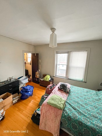 1634-38 W Granville Ave. 1-2 Beds Apartment for Rent - Photo Gallery 4