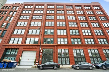 619 S. Lasalle St. 1 Bed Apartment for Rent Photo Gallery 1