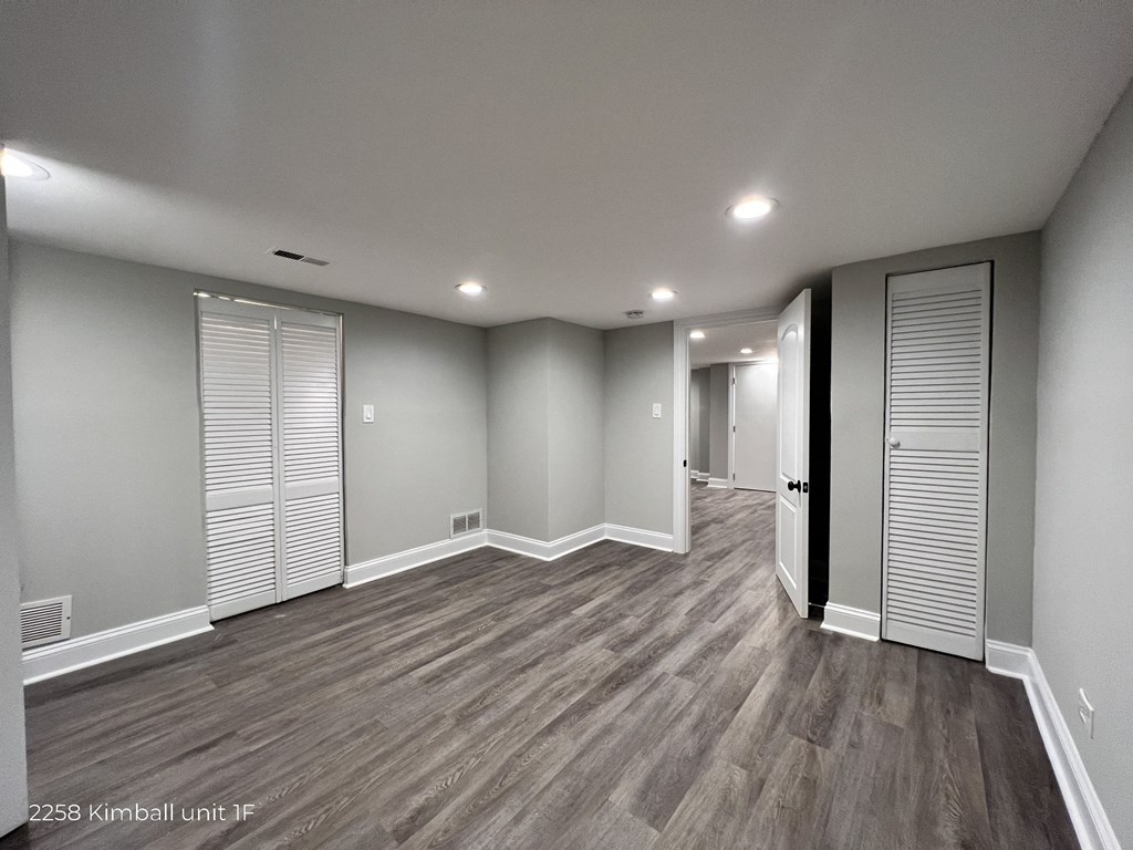 2258 Kimball 1F Duplex