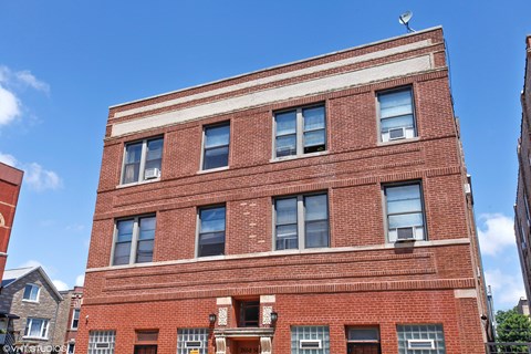 2656-58 W. Iowa St. 1-2 Beds Apartment for Rent