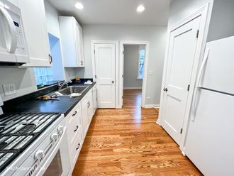 3742 N Clark St 2 Beds Apartment for Rent