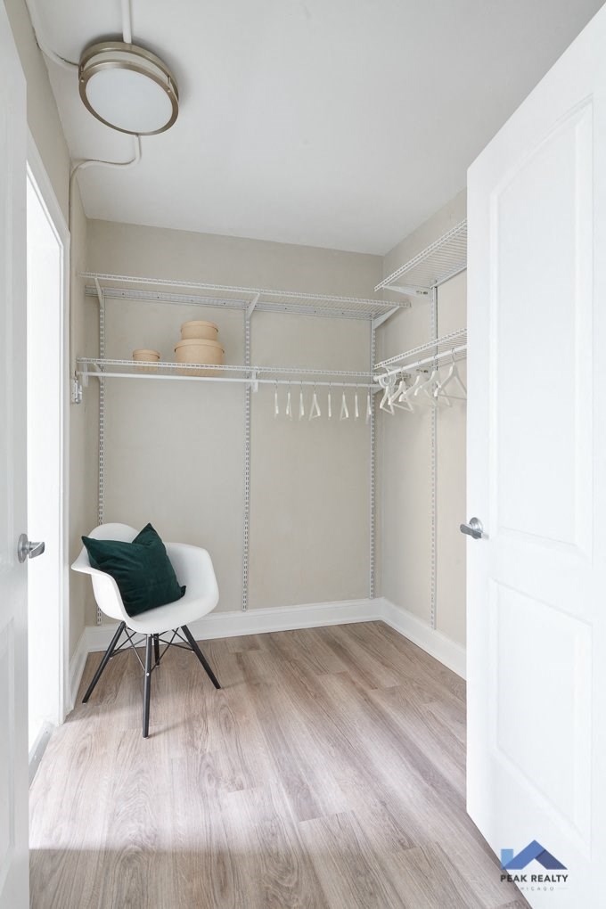 444 W. St. James Pl.