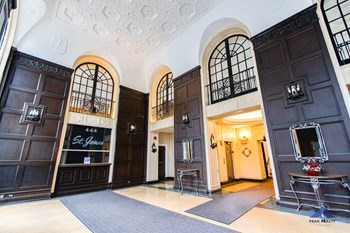 444 W. St. James Pl. Studio-1 Bed Apartment, Supera for Rent - Photo Gallery 2