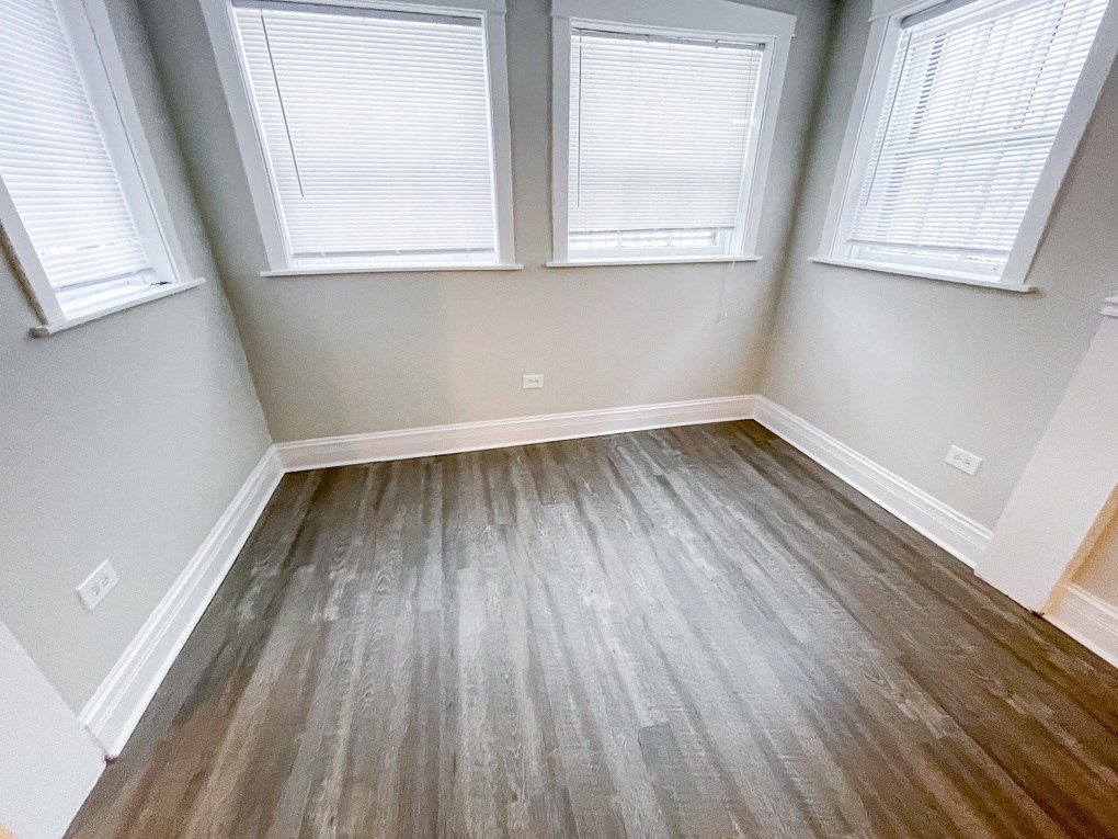 543-49 W. Arlington Pl.