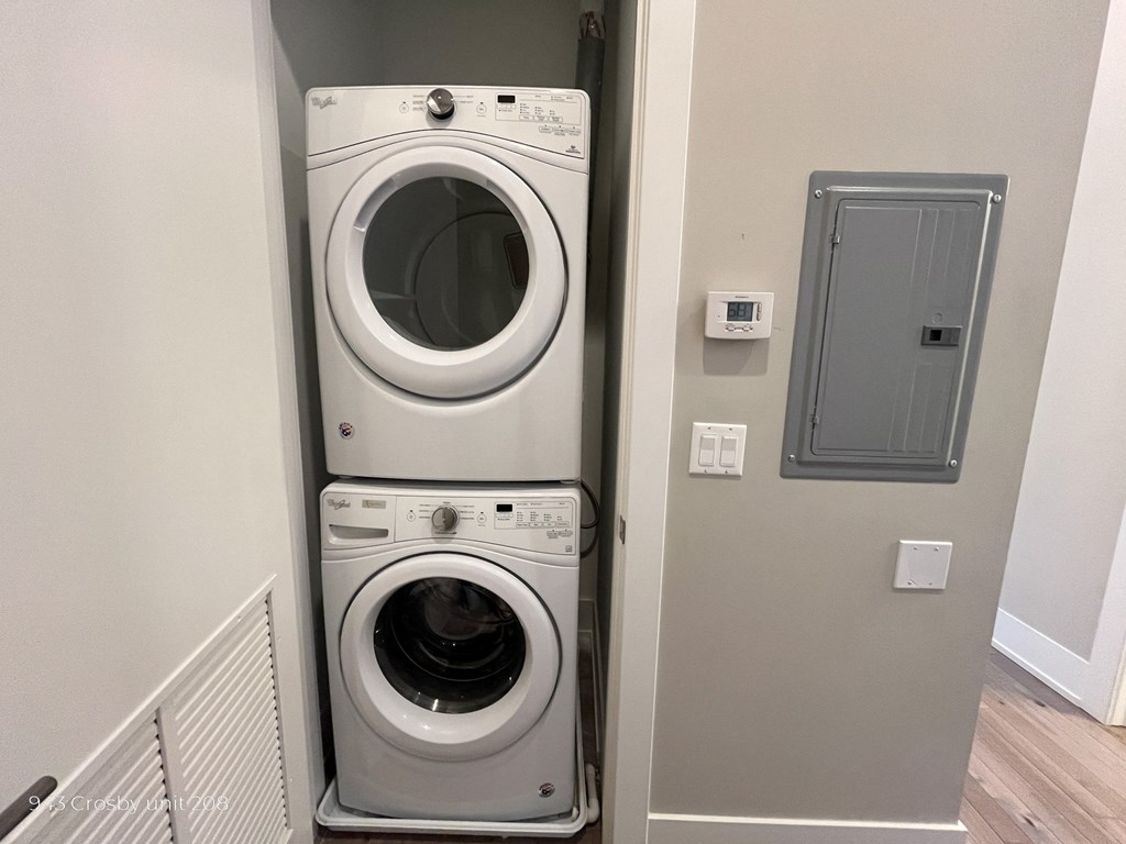 in-unit laundry