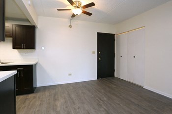 280 Spring Hill Dr Studio-2 Beds Apartment for Rent - Photo Gallery 5