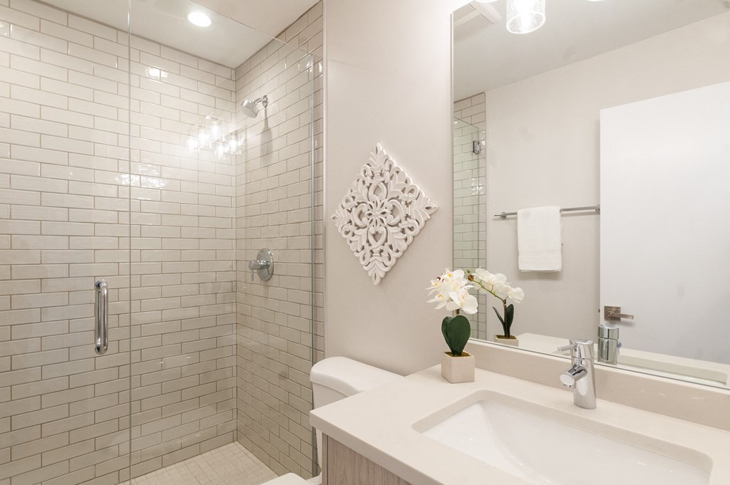 bathroom tile with standing shower