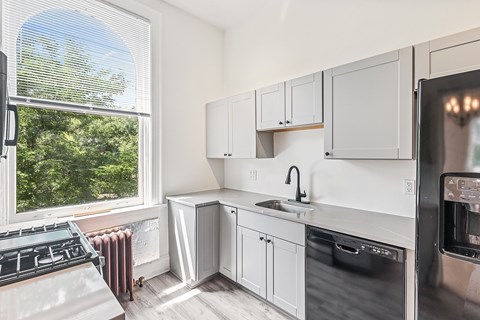 1410 N Marion St Studio-4 Beds Apartment for Rent