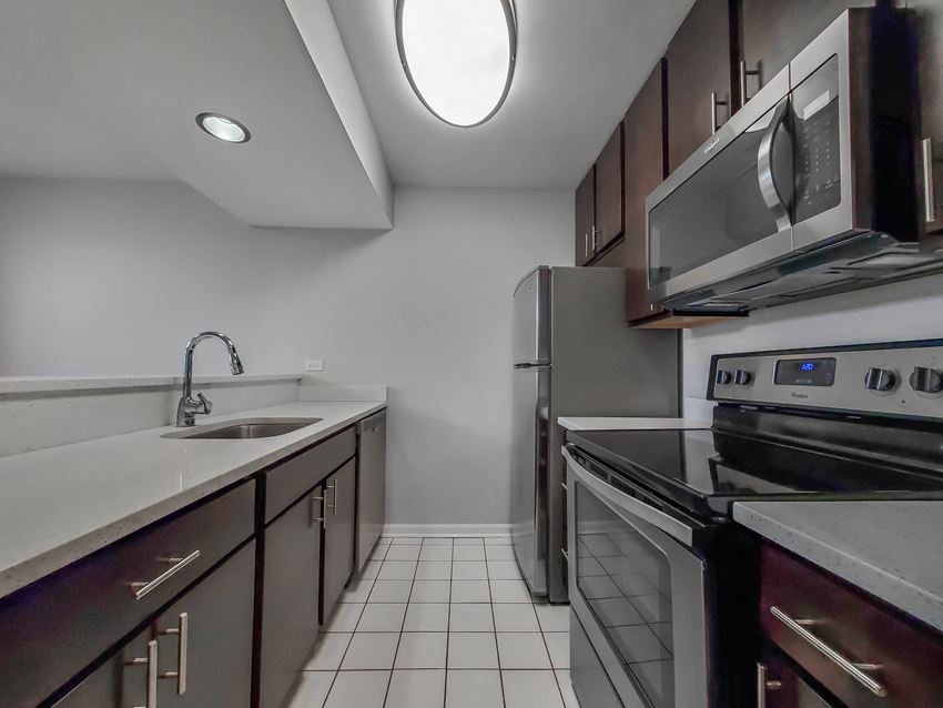 1802 N Halsted