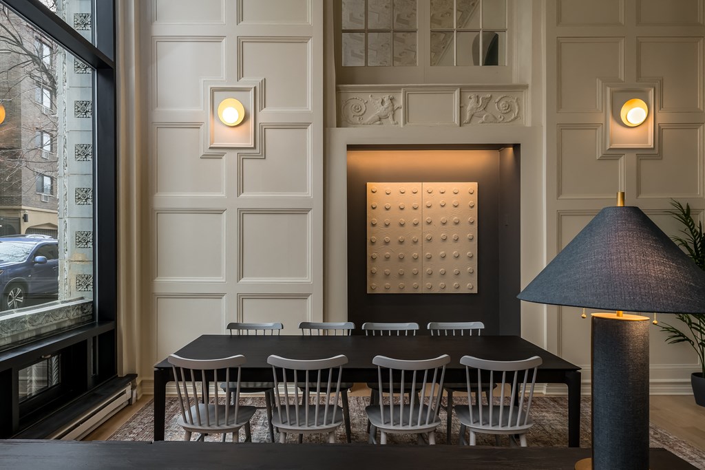 444 W. St. James Pl.