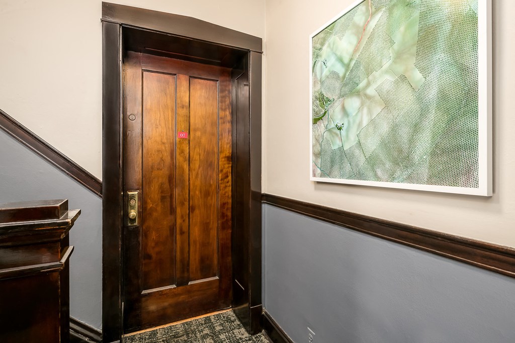 523-31 W. Fullerton Ave.