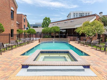 5522 Corporate Blvd. 1-2 Beds Apartment for Rent - Photo Gallery 3