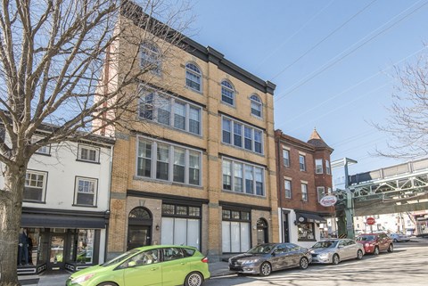 108 Levering Exterior 1