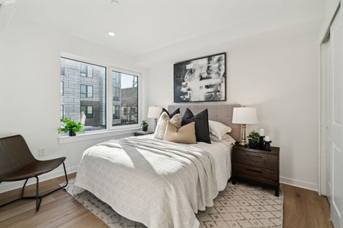 Wide Windows in the bedroom at The Isaac Apartments, Philadelphia