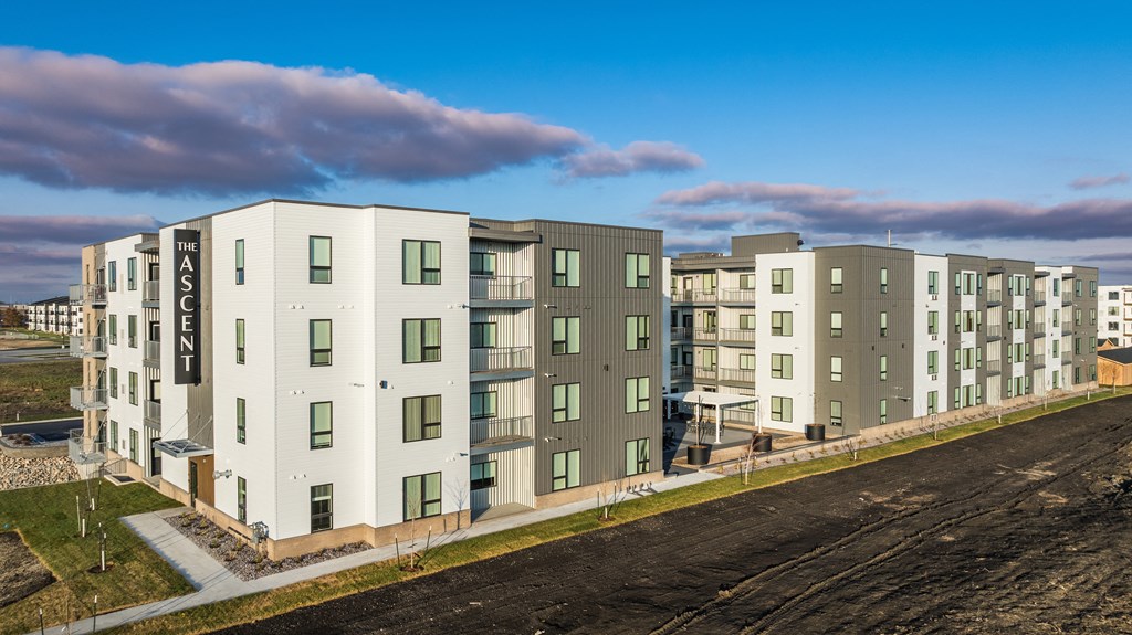 the building where the hotel is located