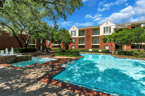 our apartments offer a swimming pool with a fountain