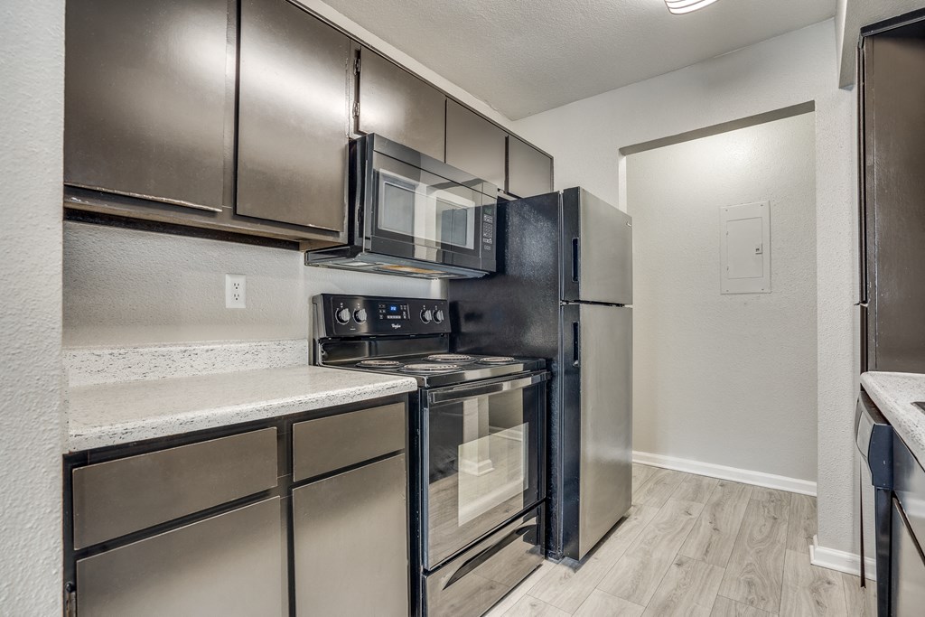 Efficient Appliances In Kitchen at Seacrest Apartments, Garland, TX, Texas