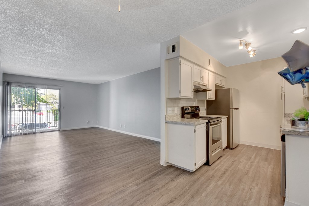 kitchen dining at Summer Meadows, Las Vegas, NV, 89102