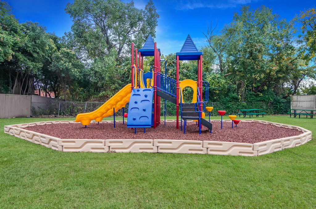 On Site Children's Playground at Falls on Clearwood Apartments, Richardson, TX
