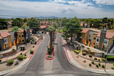 Exterior Landscape at Sunset Cove Apartments, Las Vegas