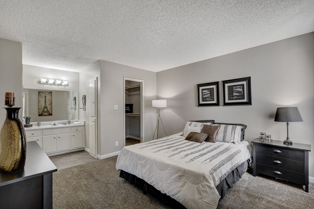 King Size Bedroom at Citrus Apartments, Las Vegas,89101