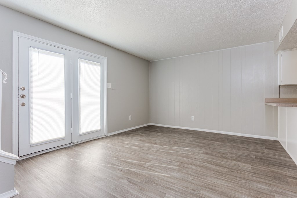 Elegant Dining Room at Falls on Clearwood Apartments, Richardson, TX, Texas