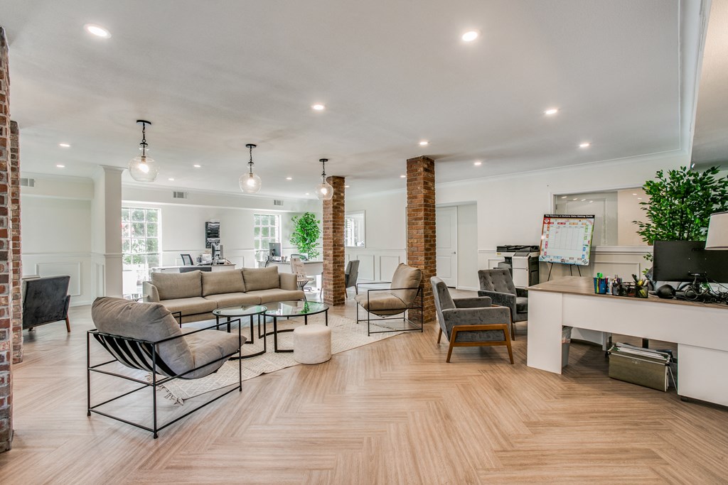 leasing office at Bellaire Oaks Apartments, Texas, 77096
