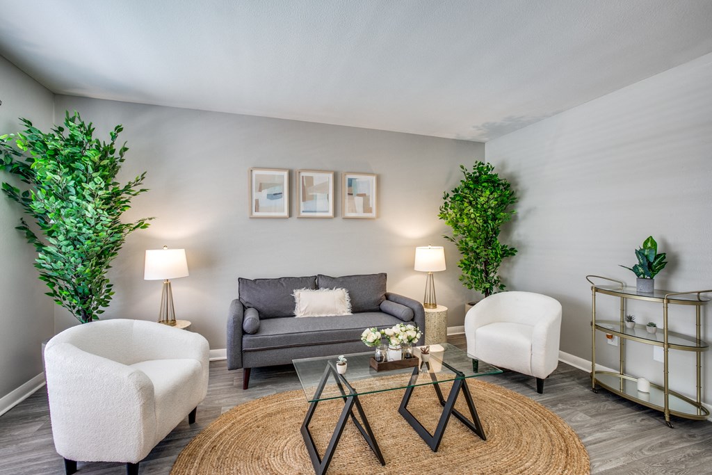 Living Room Interior at Bellaire Oaks Apartments, Texas