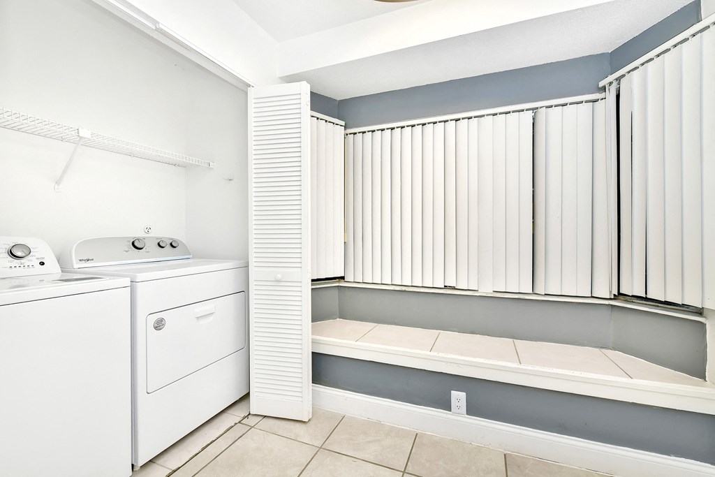 laundry sitting area