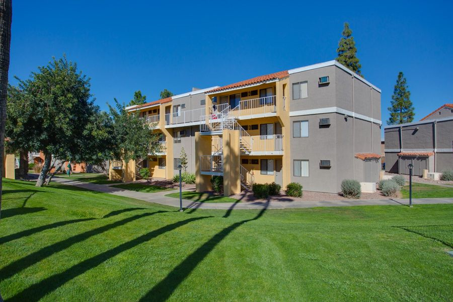 Building View at Valencia Park, Phoenix