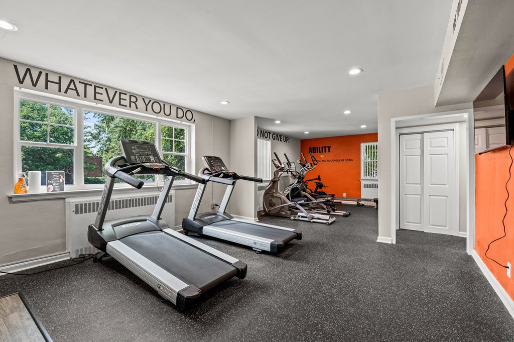 Fitness center at Hampton Gardens, Missouri, 63139
