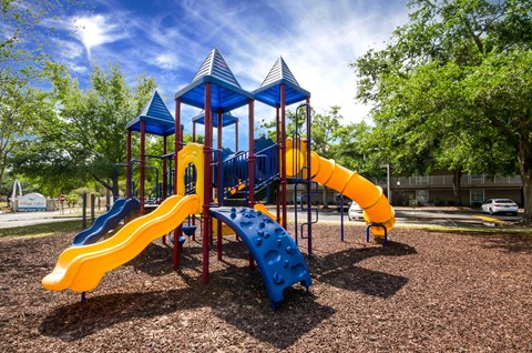 playground at Village Lakes, Orlando