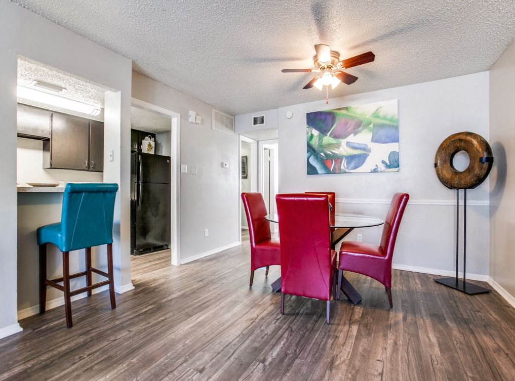 Impressive Dining Area at Falls on Clearwood Apartments, Richardson