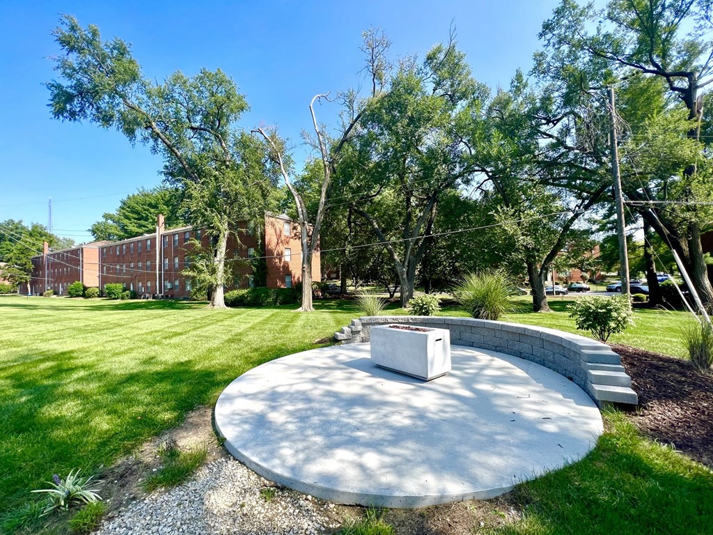 common area at Hampton Gardens, Saint Louis