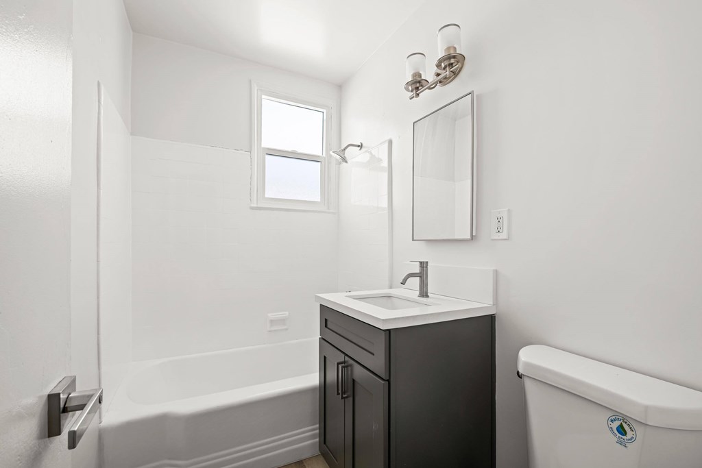 Bathroom at Normandie Grove, Los Angeles 