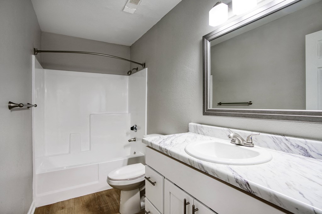 Custom Look Bathroom at Granite Bay, Phoenix, AZ