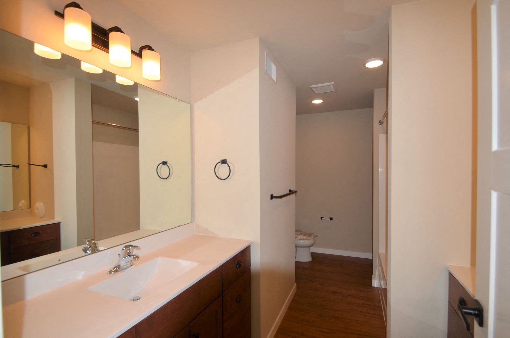 The Canterbury | 1 BR | Bathroom | Double Vanity | Three Sixty Real Estate