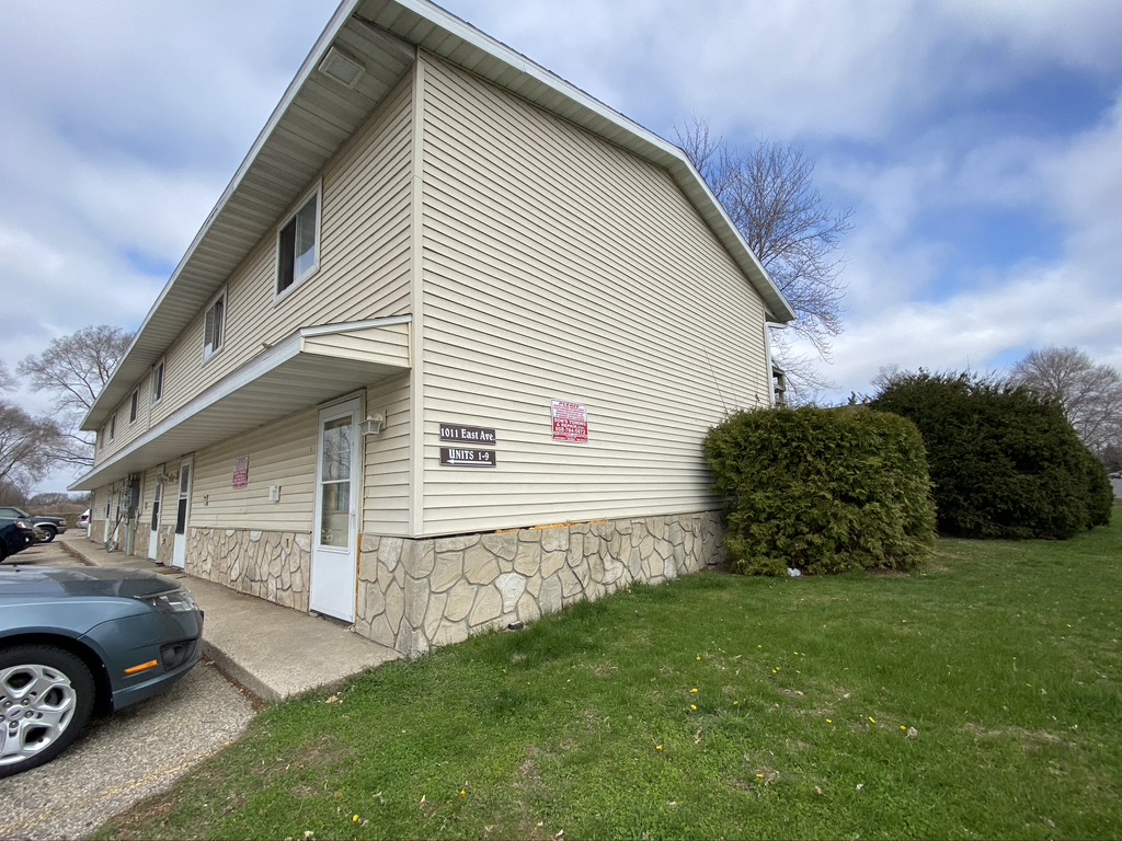 1011 East Ave | 2 BR | Townhome | Onalaska | Three Sixty Real Estate
