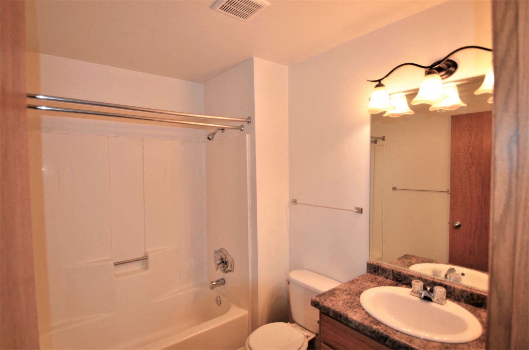Apartment 3 | 1 BR | Bathroom | Three Sixty Real Estate