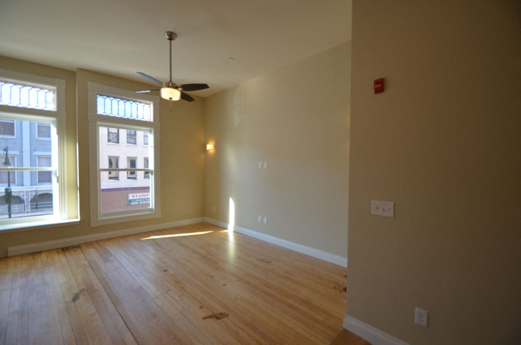 Apartment 201 | 1 BR | Living Area | Three Sixty Real Estate