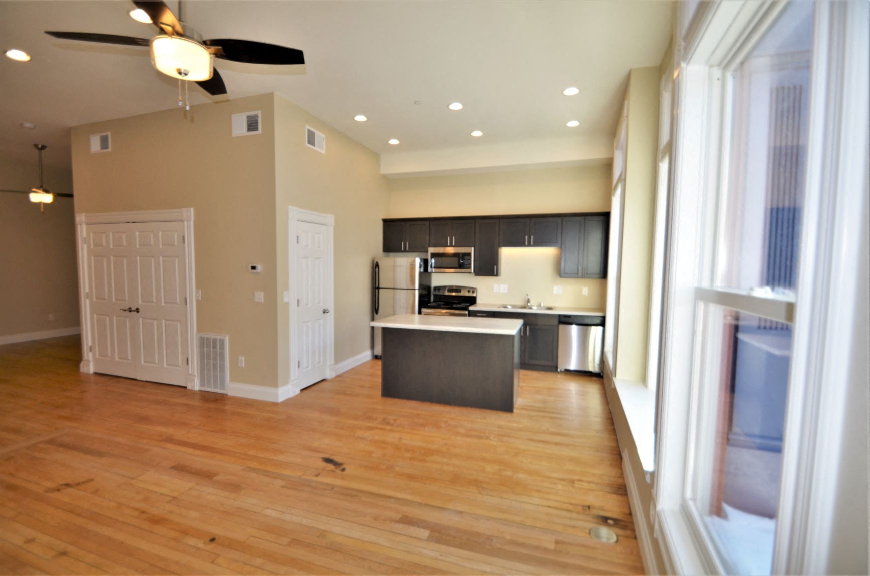 Apartment 201 | 1 BR | Kitchen | Dining Area | Three Sixty Real Estate