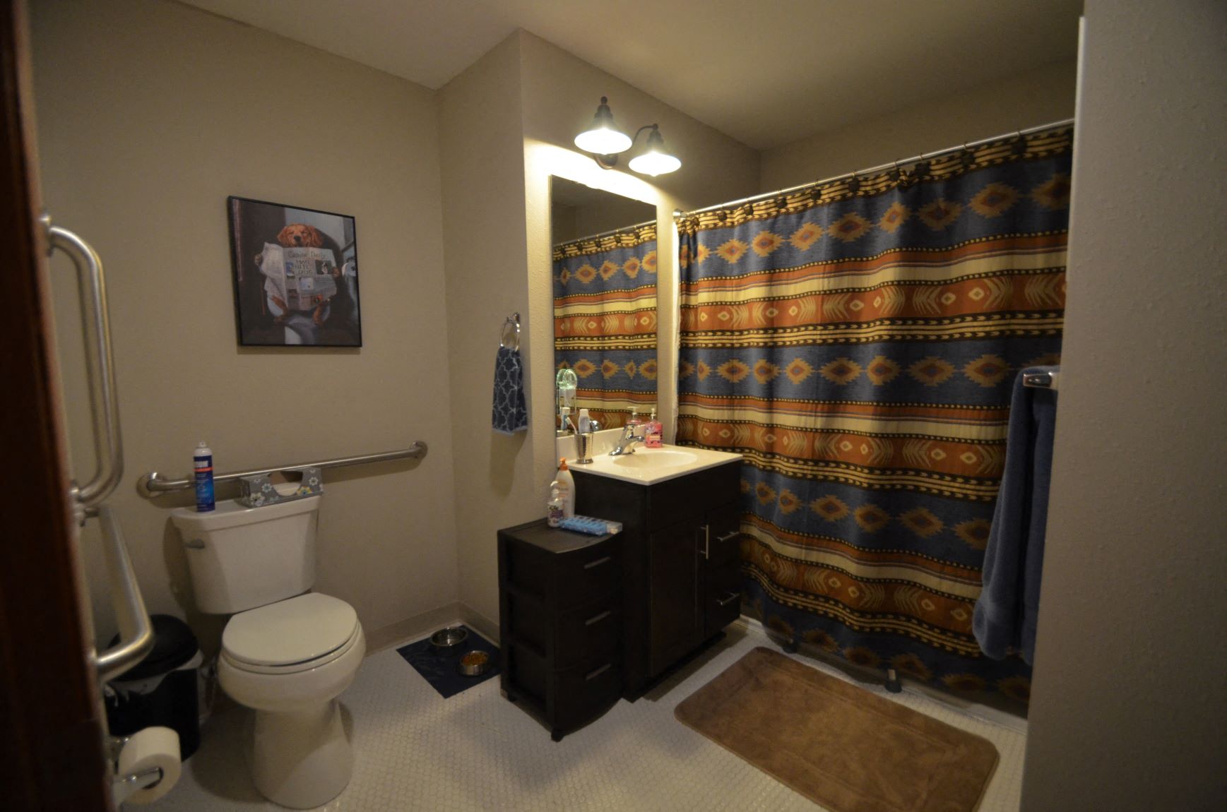 Hub | 1 & 2 BR | Bathroom | Three Sixty Real Estate