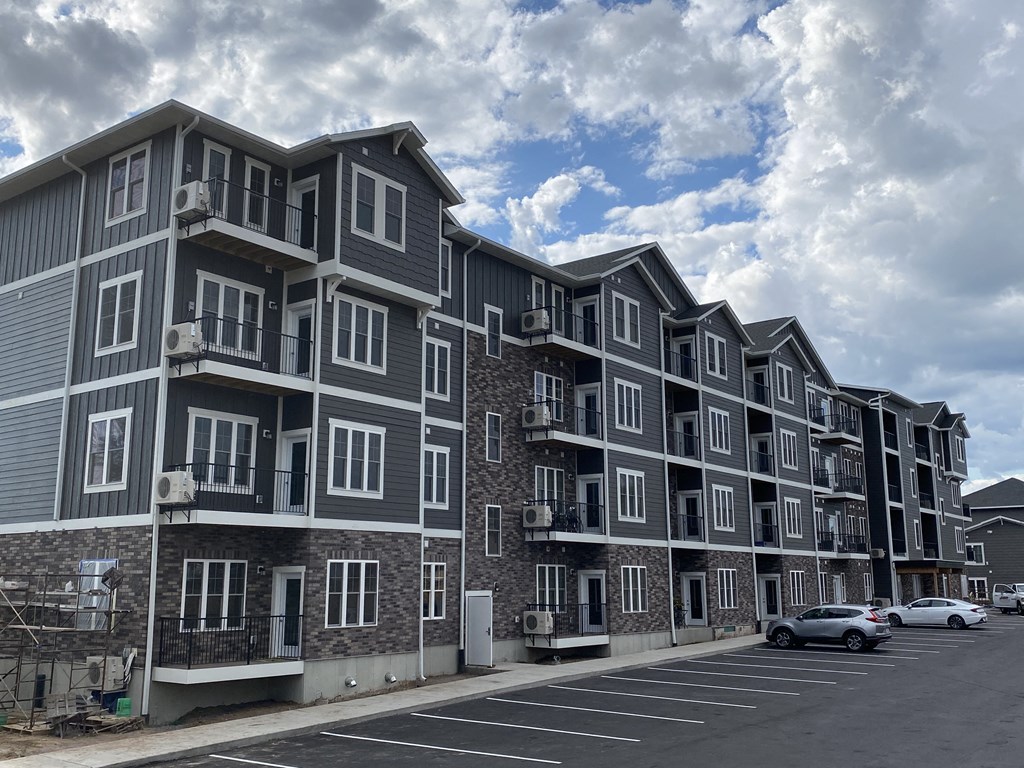 The Great River Residences | GRR | 400 Court St | Onalaska | Studio, 1 & 2 BR | Apartment | Three Sixty Real Estate