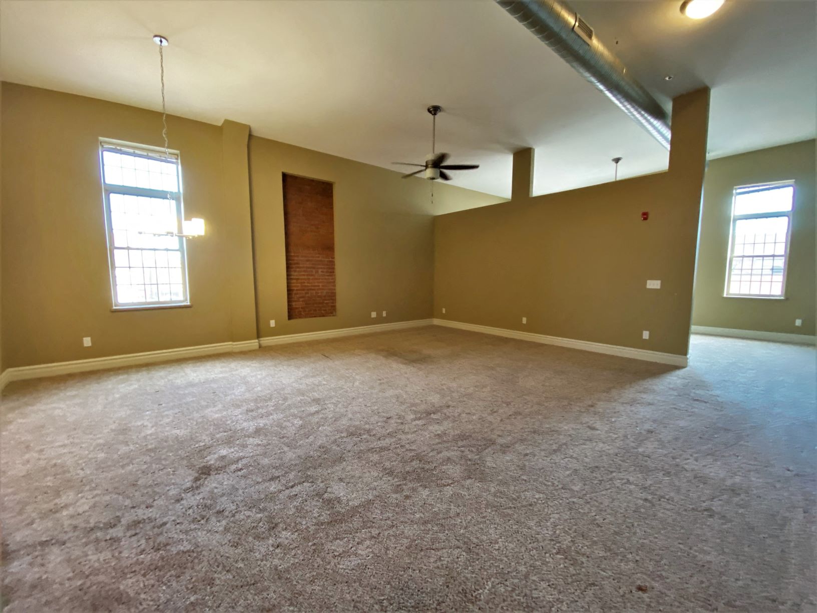 Apartment 302 | 1 BR | Living Area | Three Sixty Real Estate