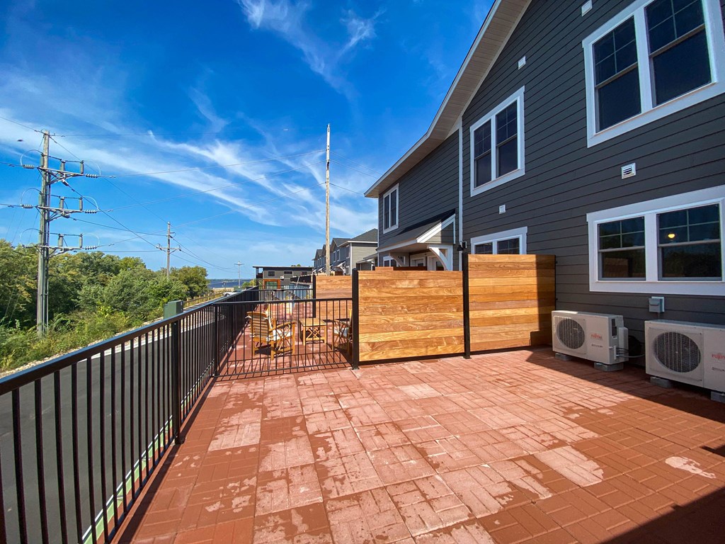 2 BR | Great River | Three Sixty