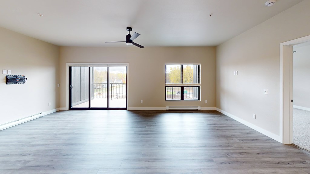 Archway Apartments | 2 Bedroom  XL | 2 Bath