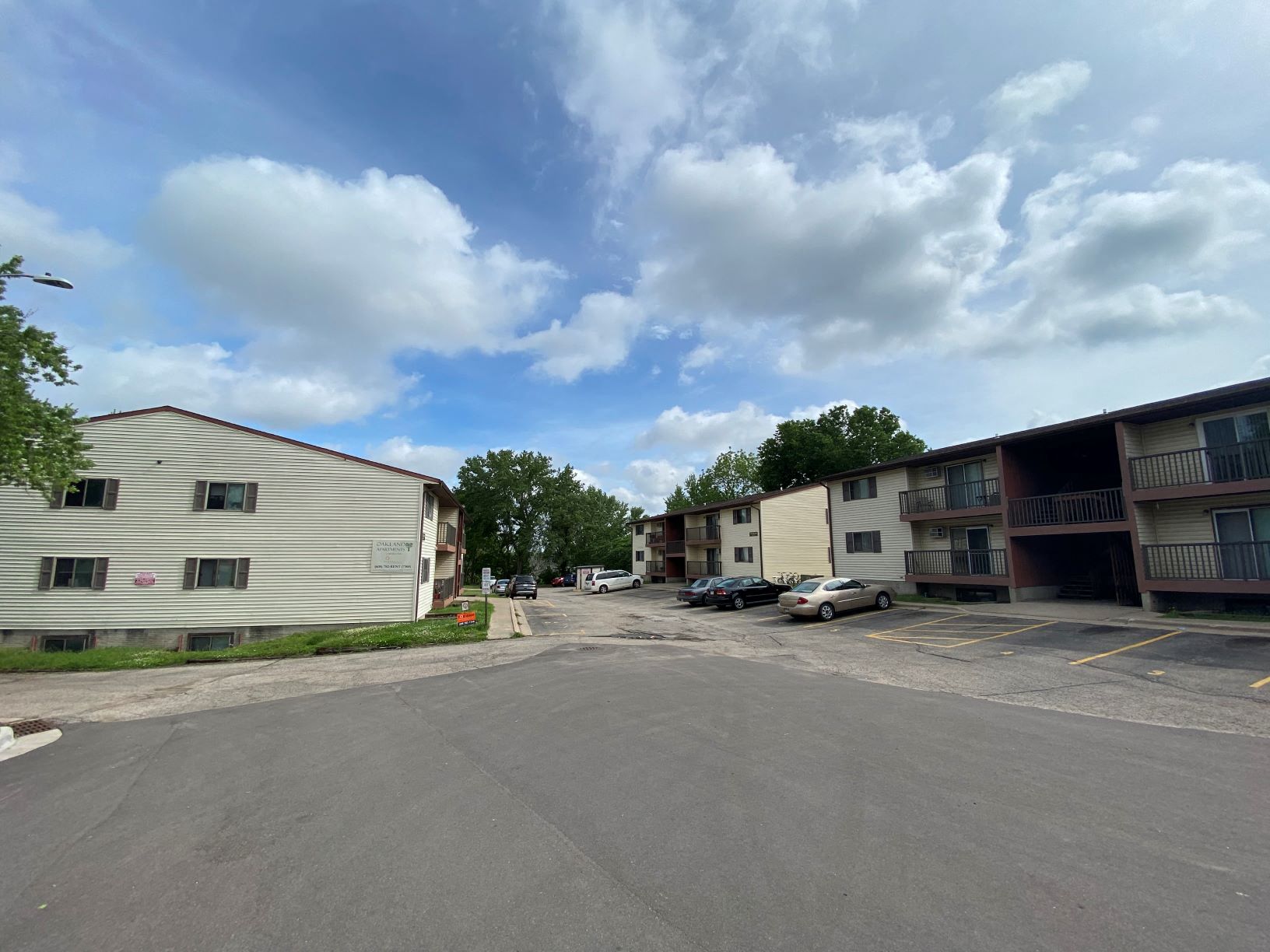 Oakland Village | 720, 730, 731, 741 Oakland St | 2 BR | Apartment | Three Sixty Real Estate