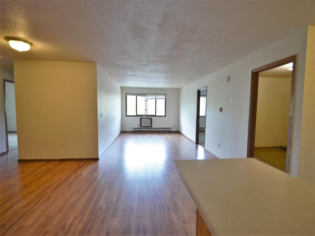 5 BR | Living Area | Three Sixty Real Estate